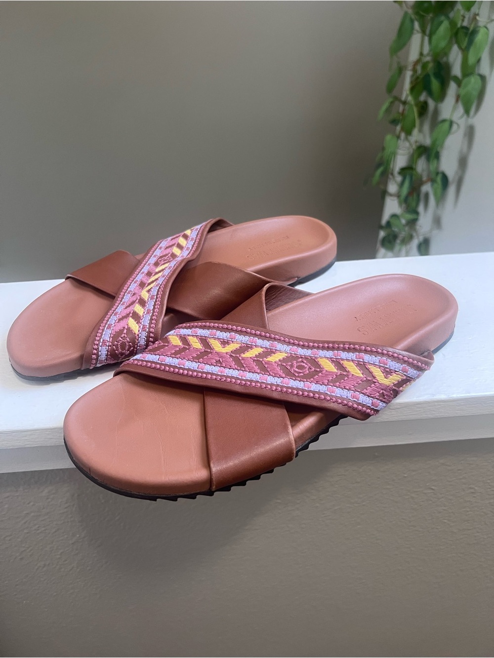 Johnny Was Alessi Embroidered Leather Sandals Cuoio EU 39